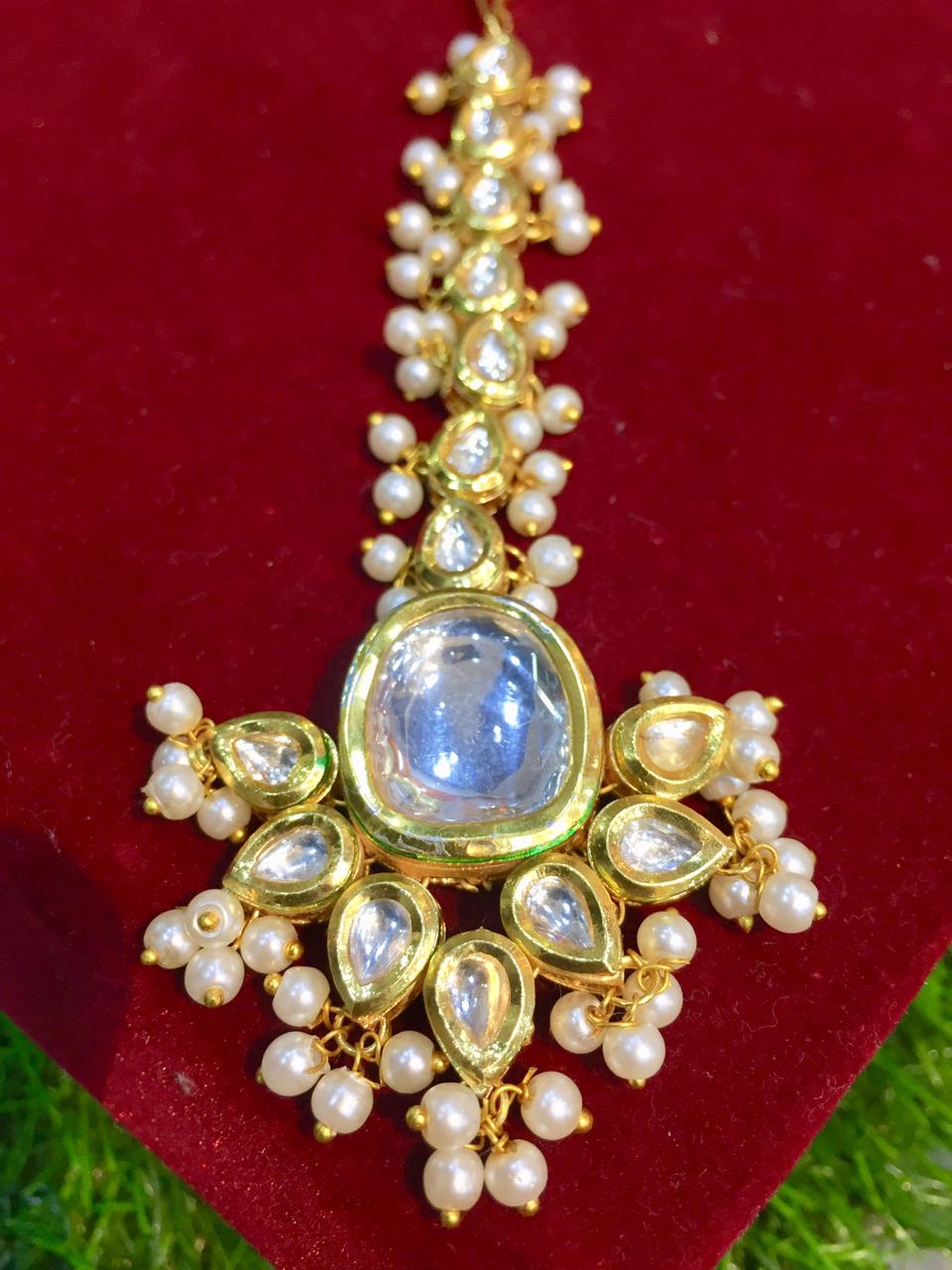 Kundan Maang Tikka 2825184