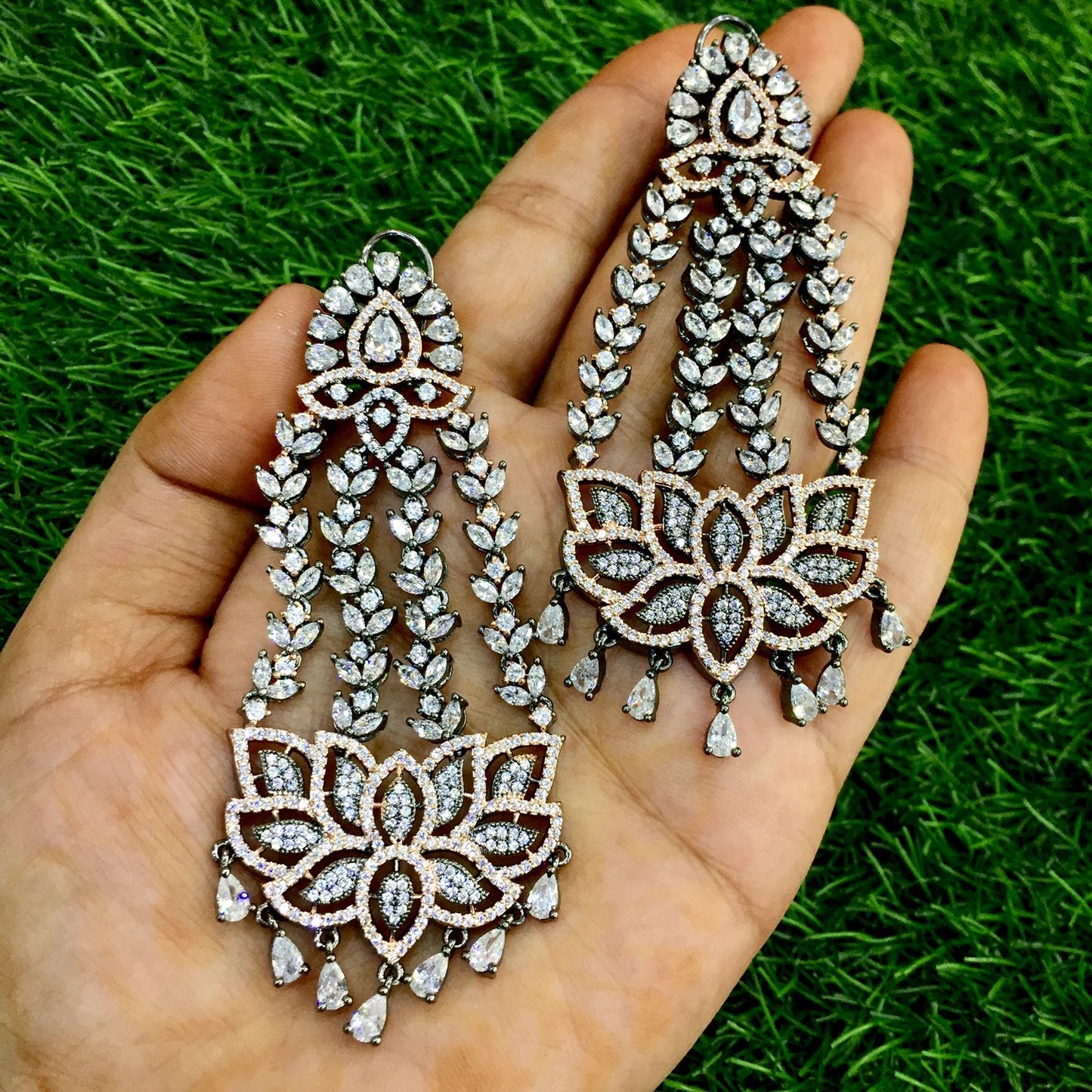 Diamond earrings 45654