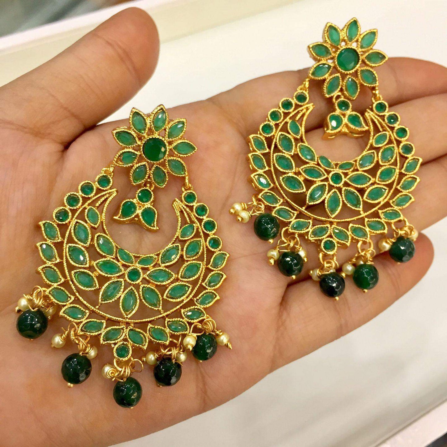 Green earrings ,6666 - Vijay & Sons