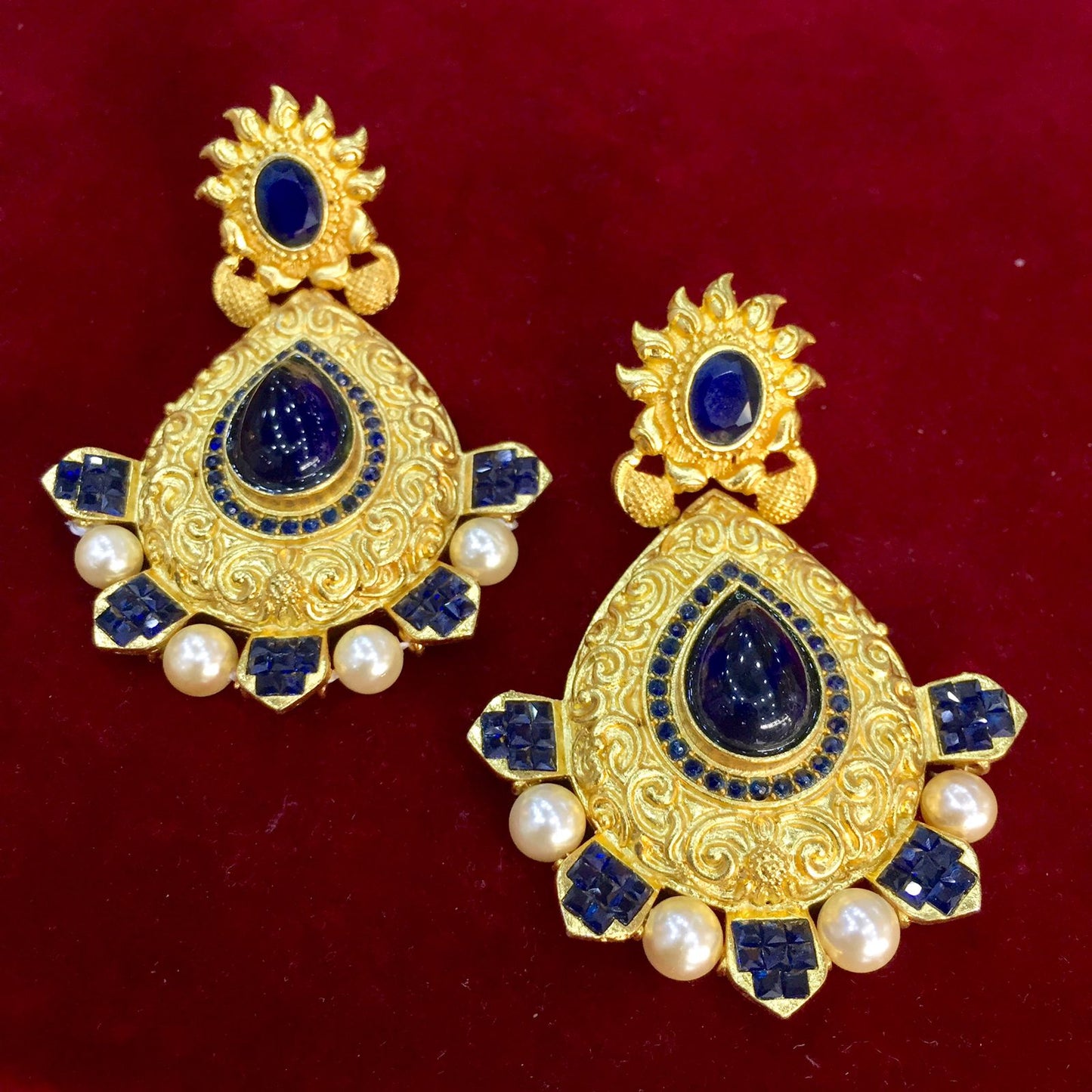 Antique earrings 22356 - Vijay & Sons