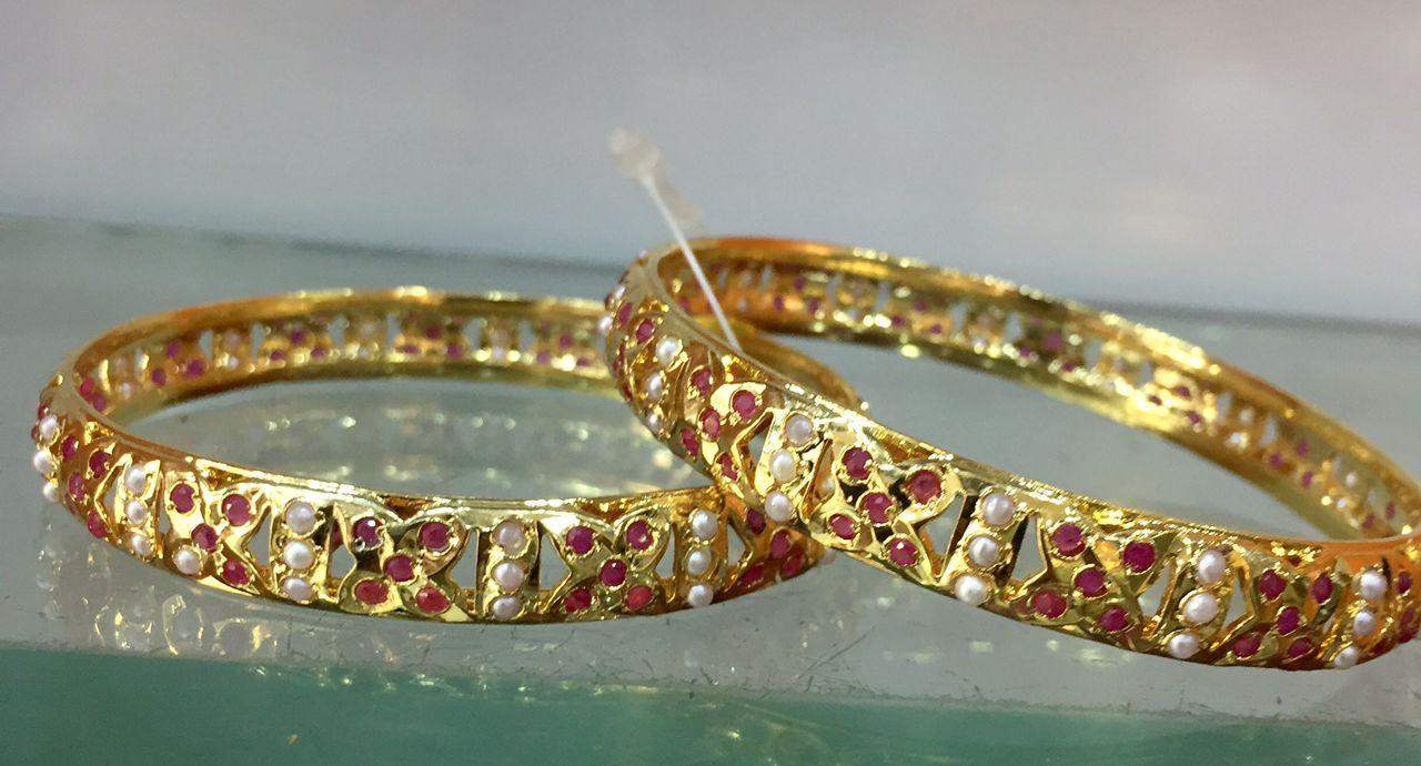 Jadau bangles 8667896 - Vijay & Sons
