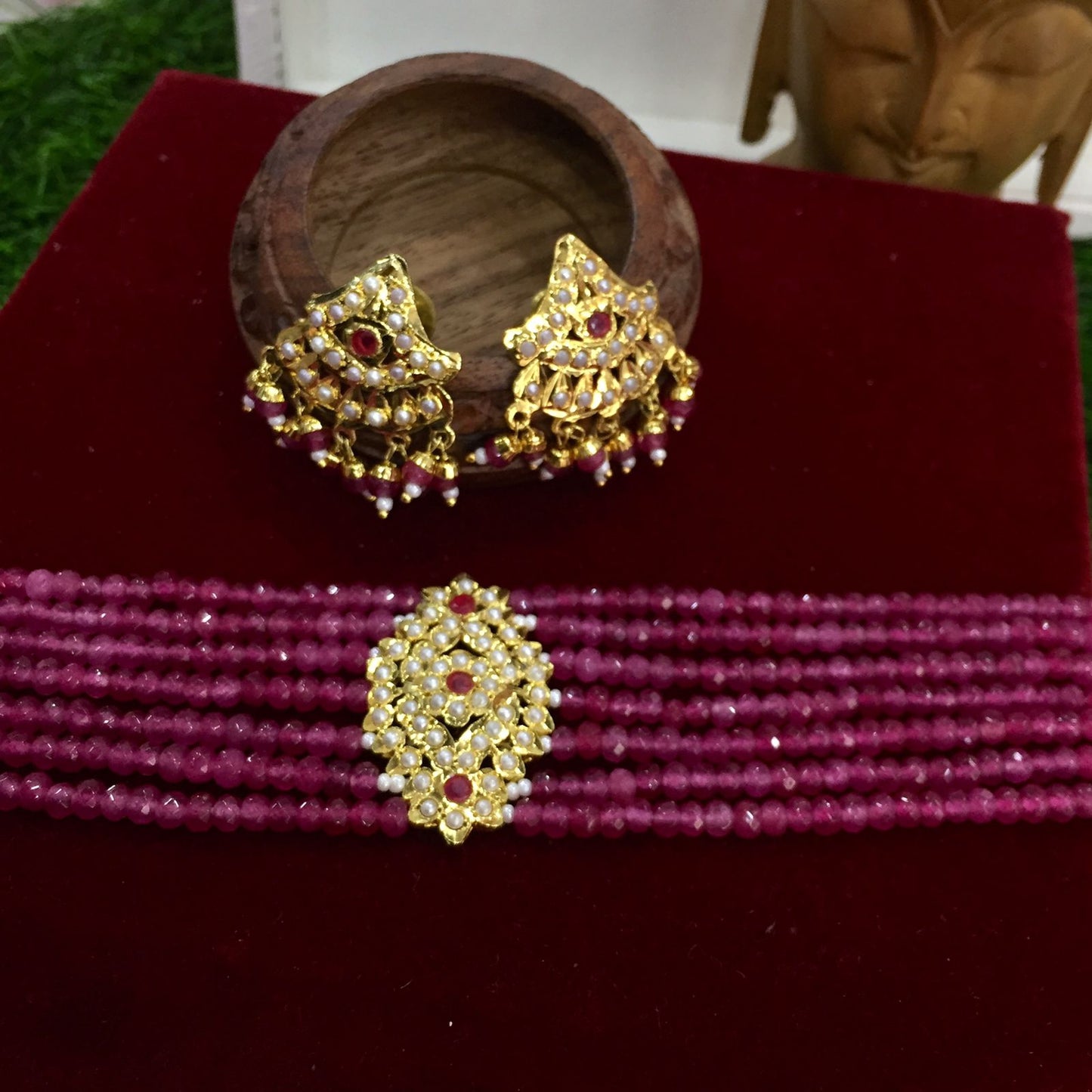 beautifull Ruby white choker83000c