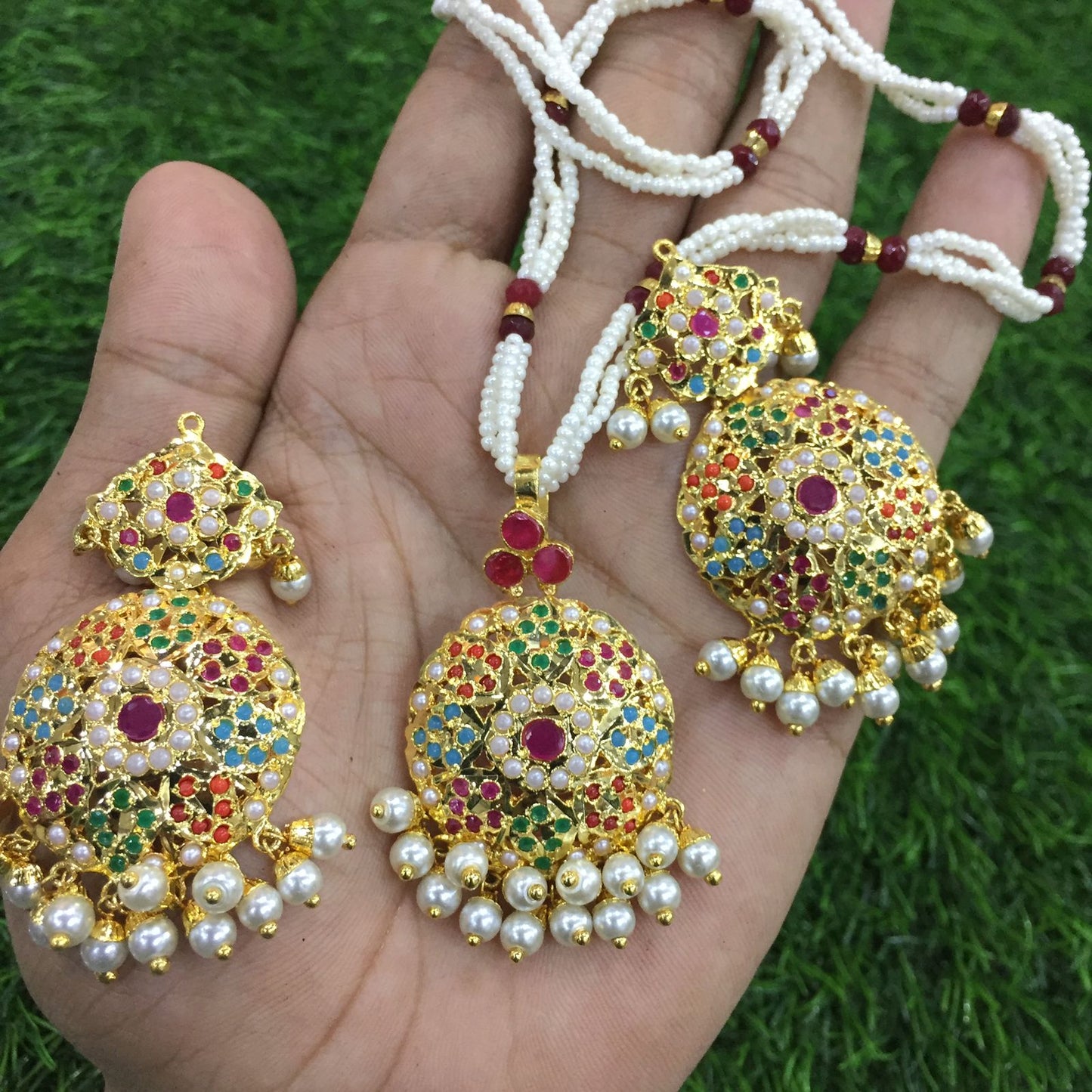 Jadau Pendant Set 395719