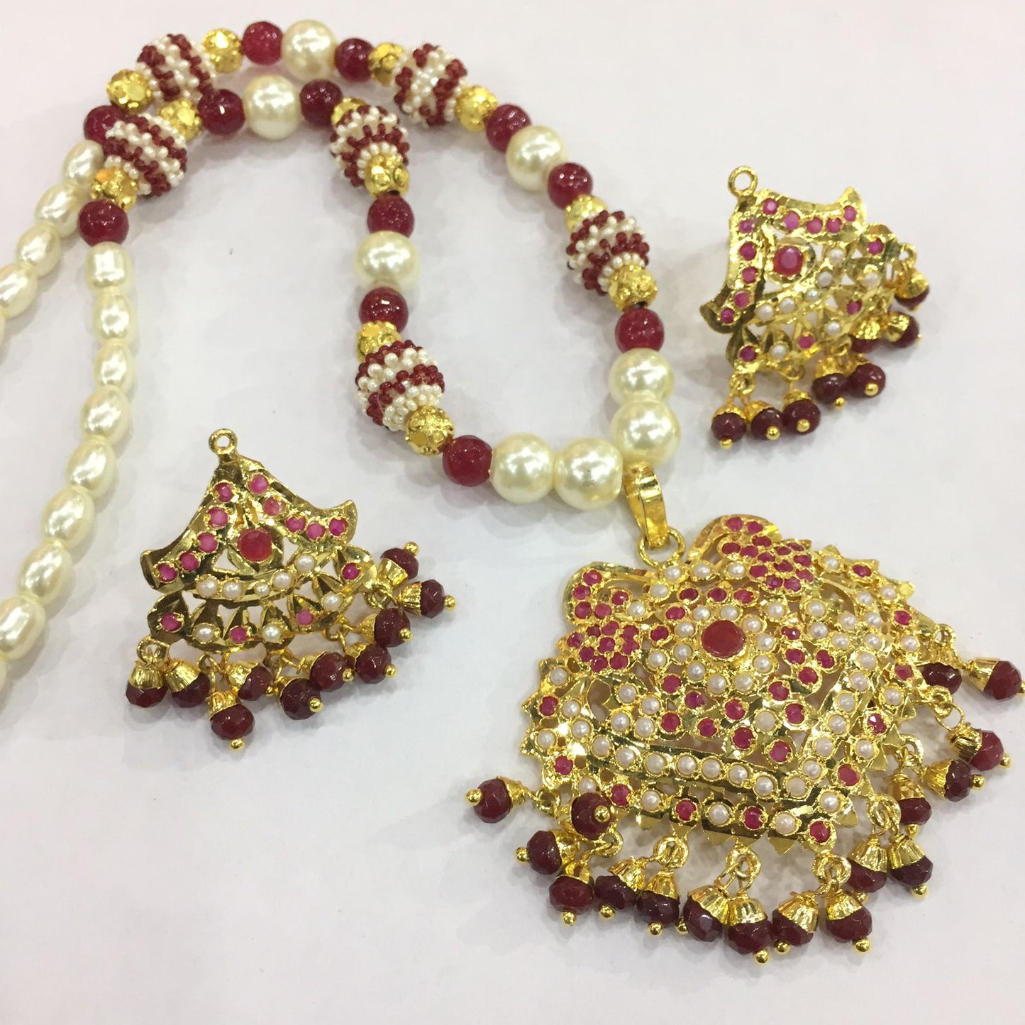 Jadau pendant set 374552