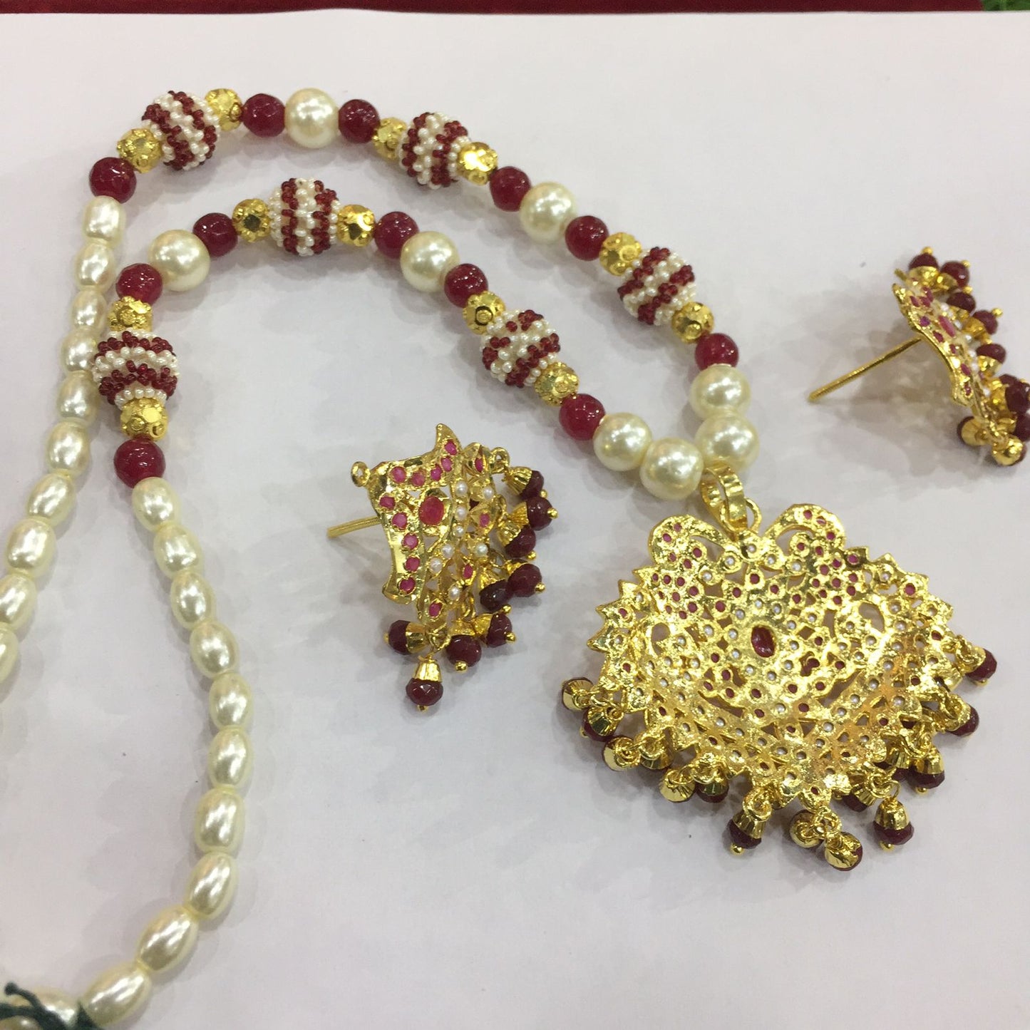 Jadau pendant set 374552