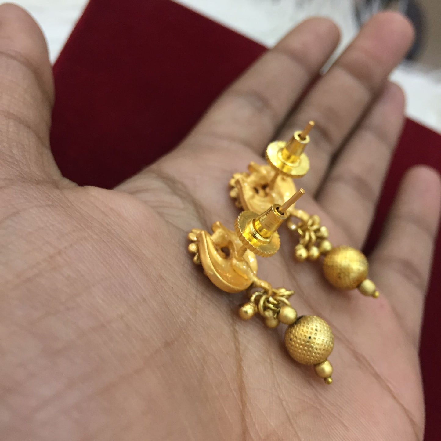 Antique necklace set 4354563