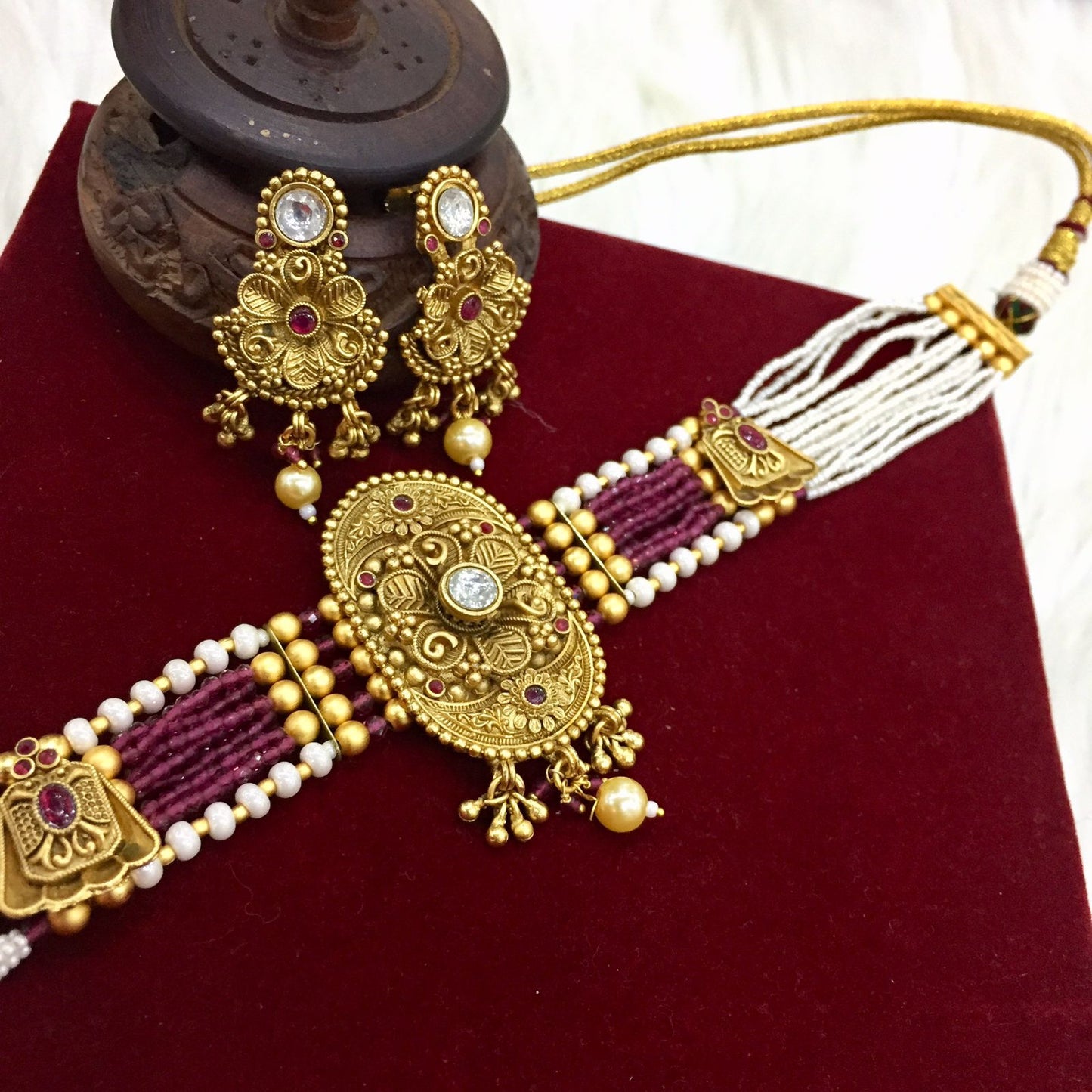 Antique Necklace set 725253