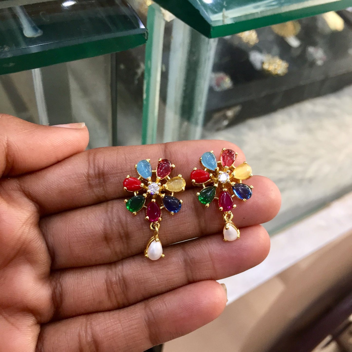 Jadau Earrings 536637