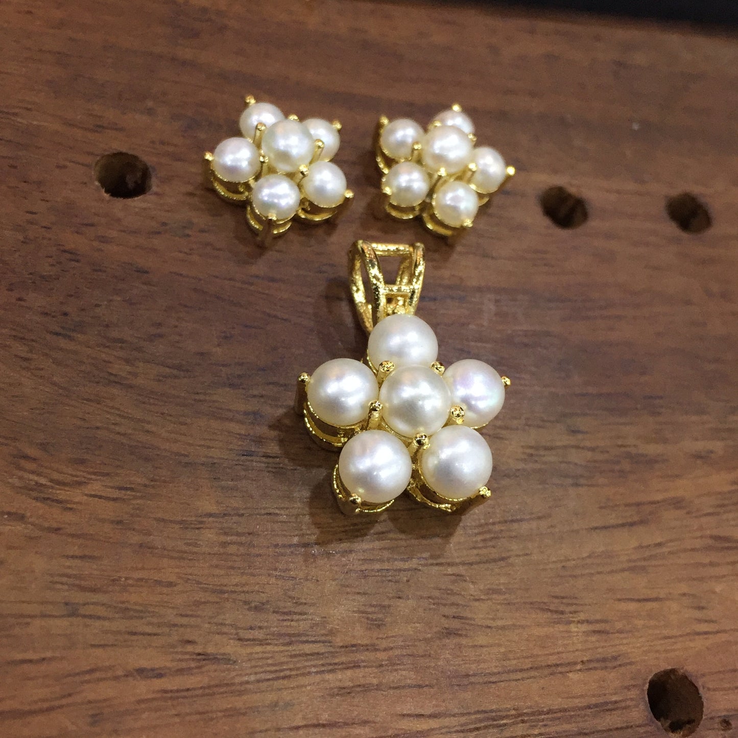 Pearl Pendant Set 356557