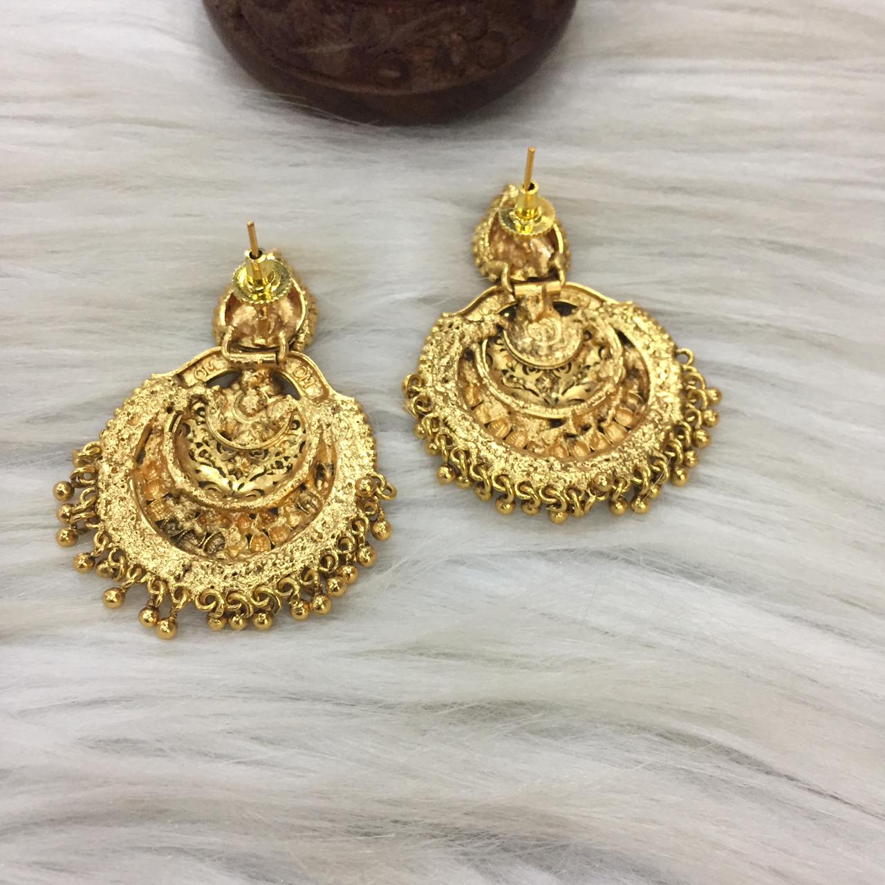 Antique Earrings 35780