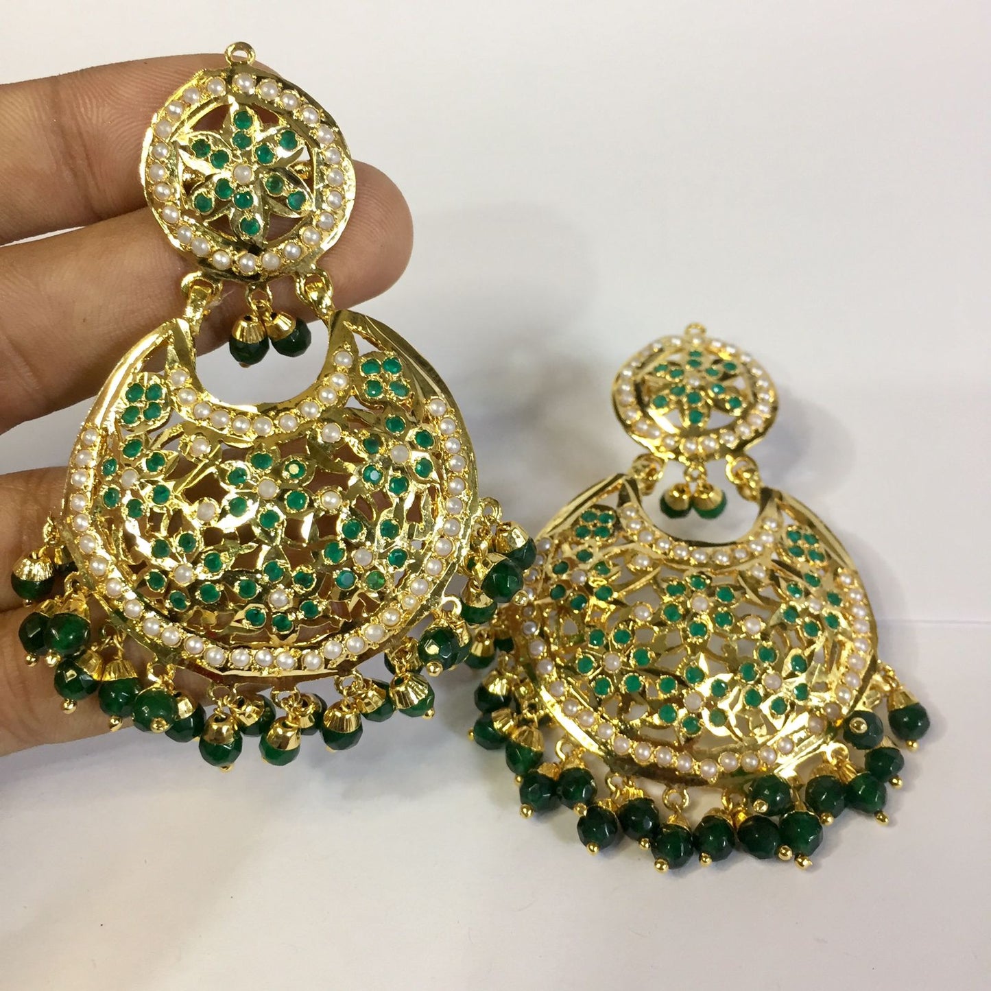 Jadau Earrings 564787