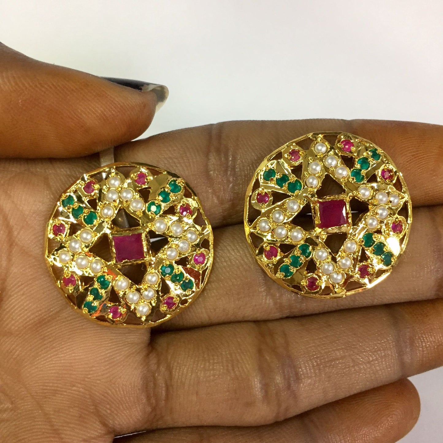 Jadau earrings 23234