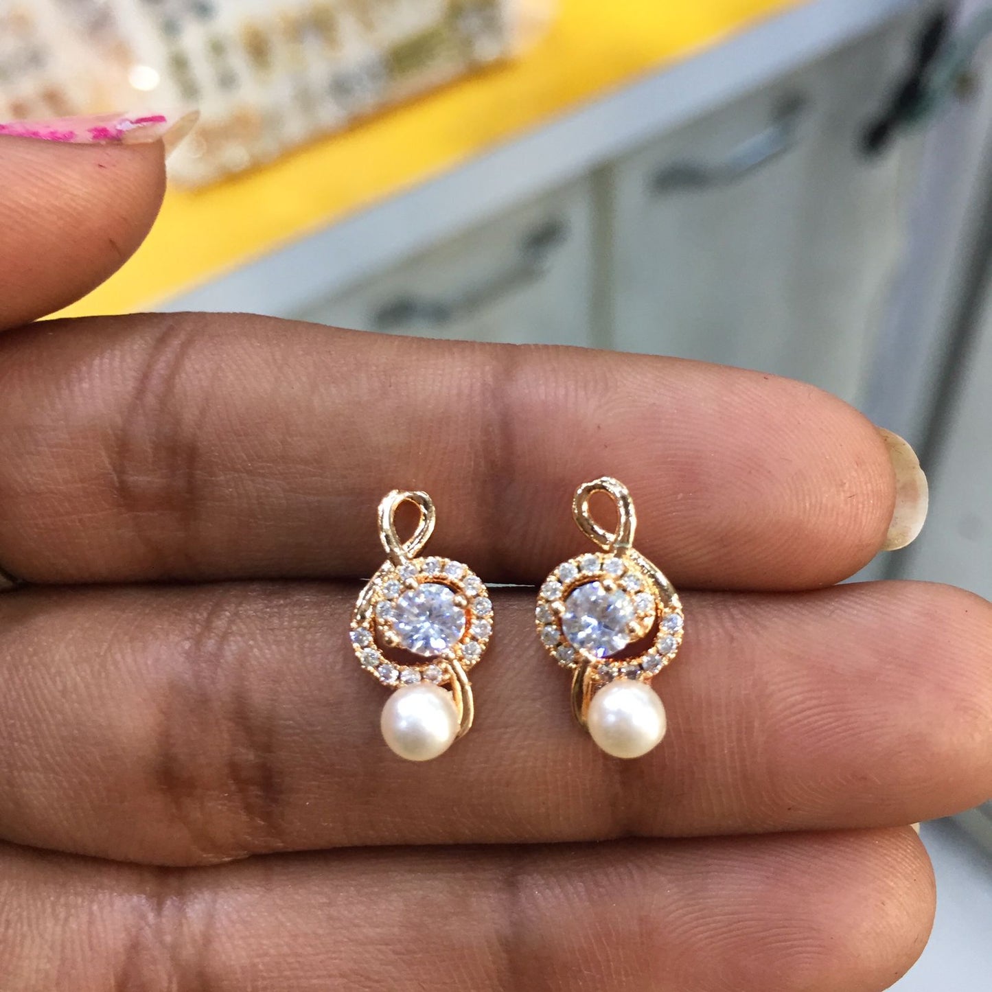 Zircon Earrings 357678