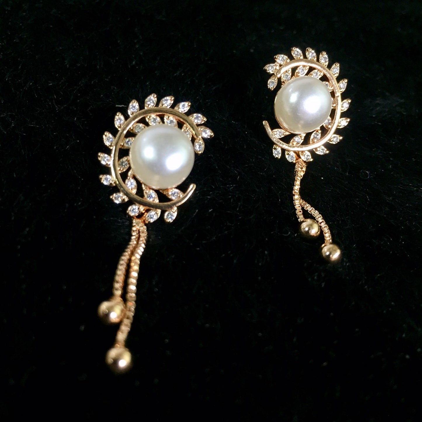Zircon Earrings 566556