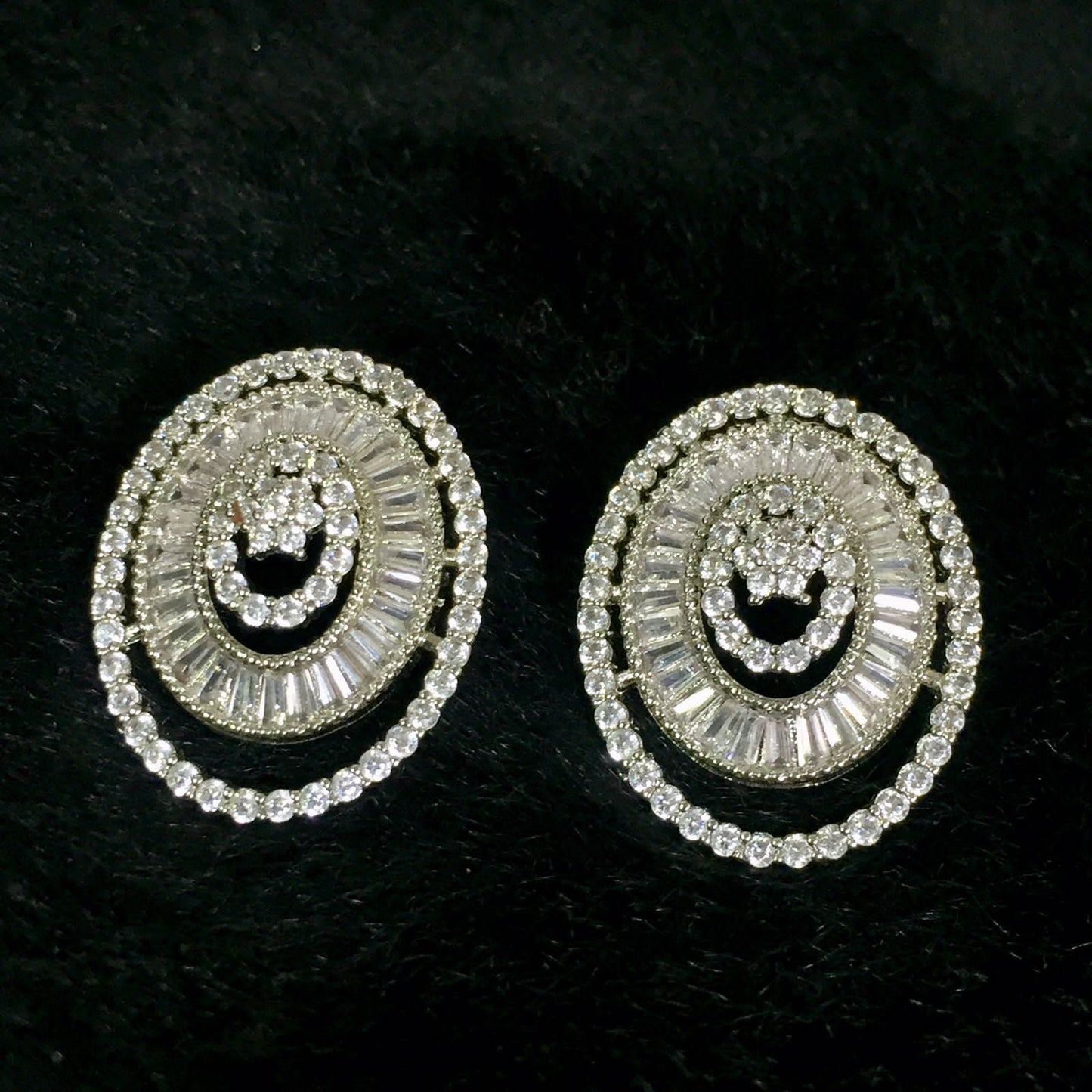 Zircon Earrings 478556