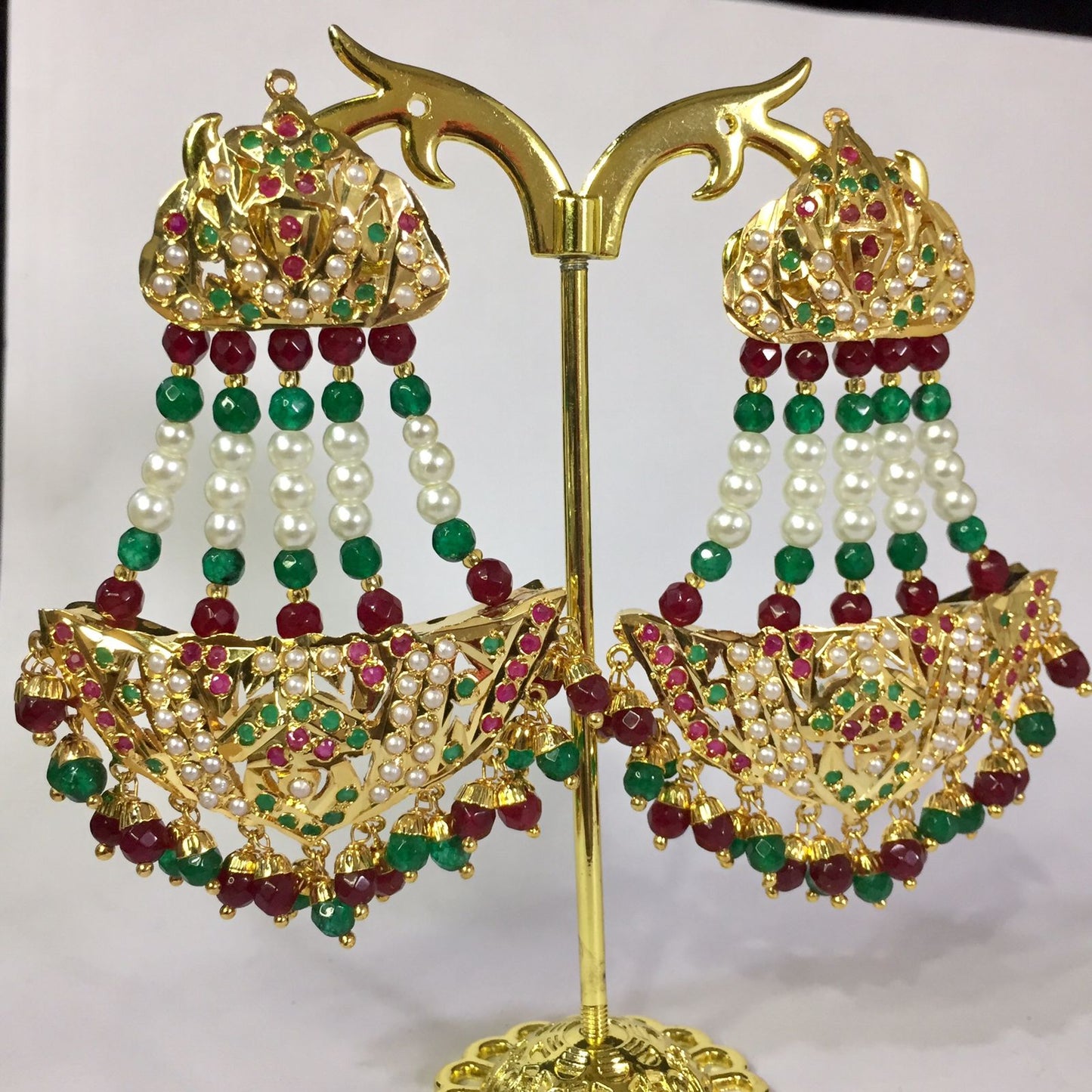 Jadau Earrings 657524