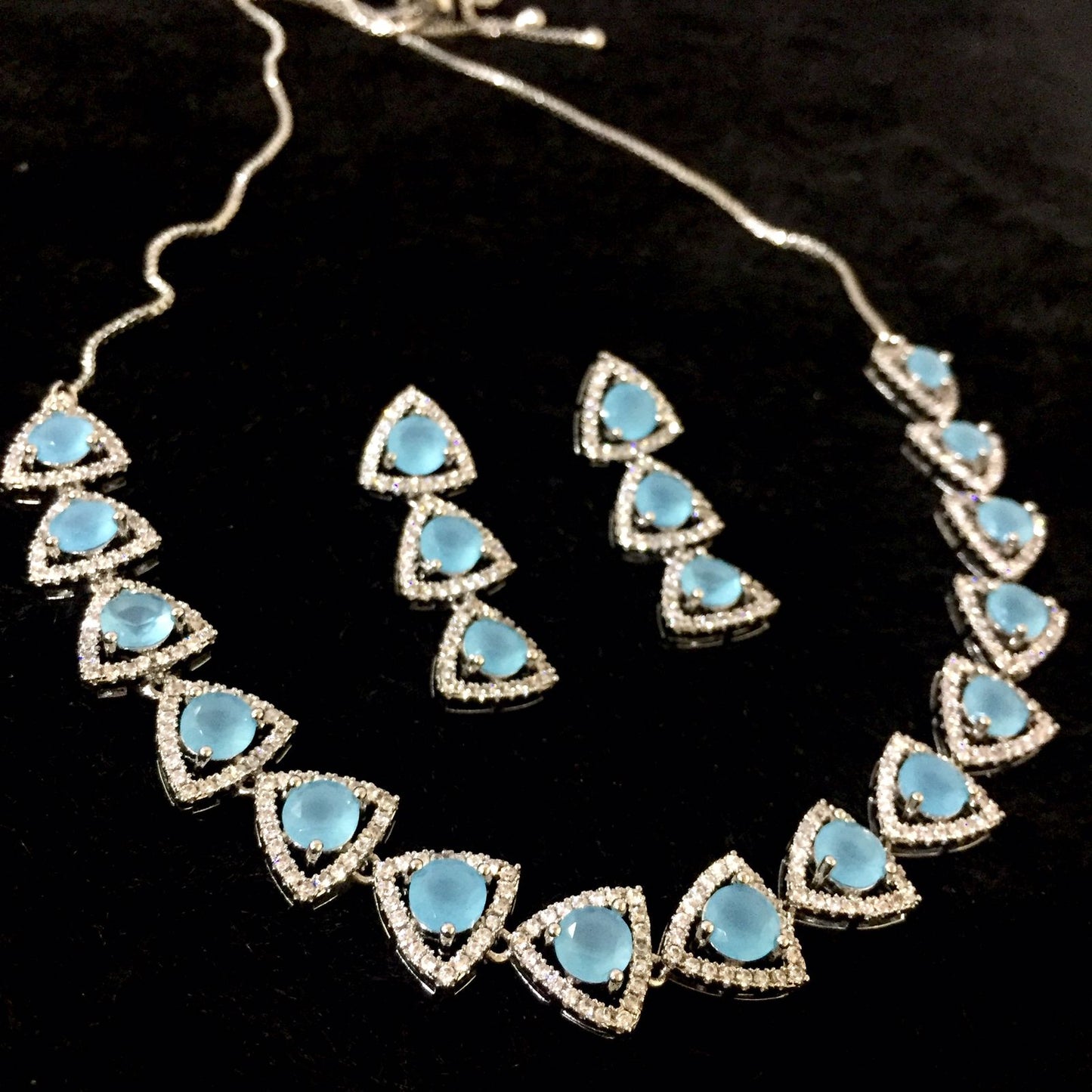 Diamond necklace set 358884