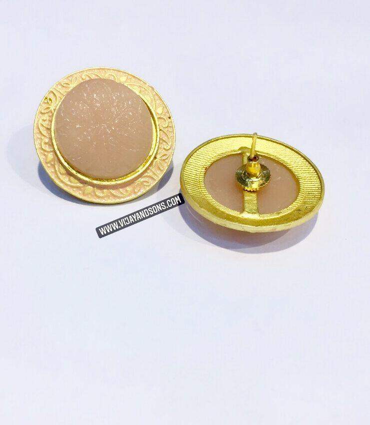 Studs / Topas 124 - Vijay & Sons