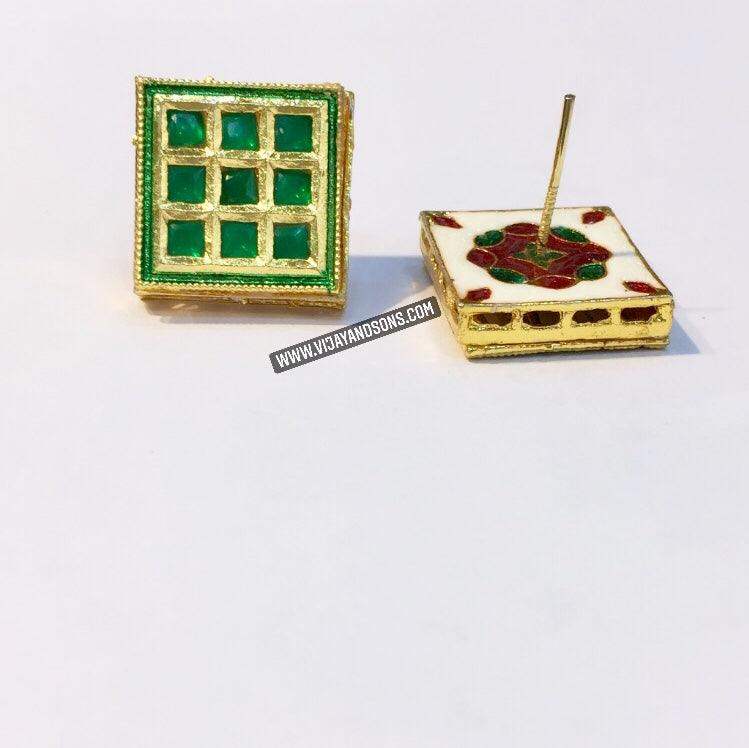 Studs / Topas 8970 - Vijay & Sons