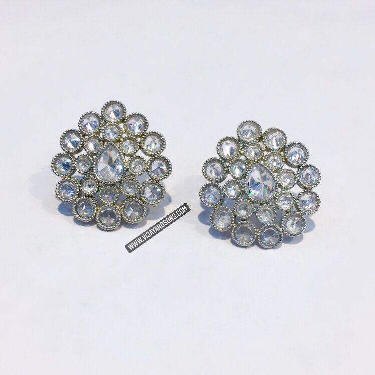 Quality in round shape ad earings - Vijay & Sons