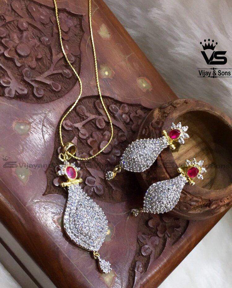 quality petal green stone pendant set - Vijay & Sons