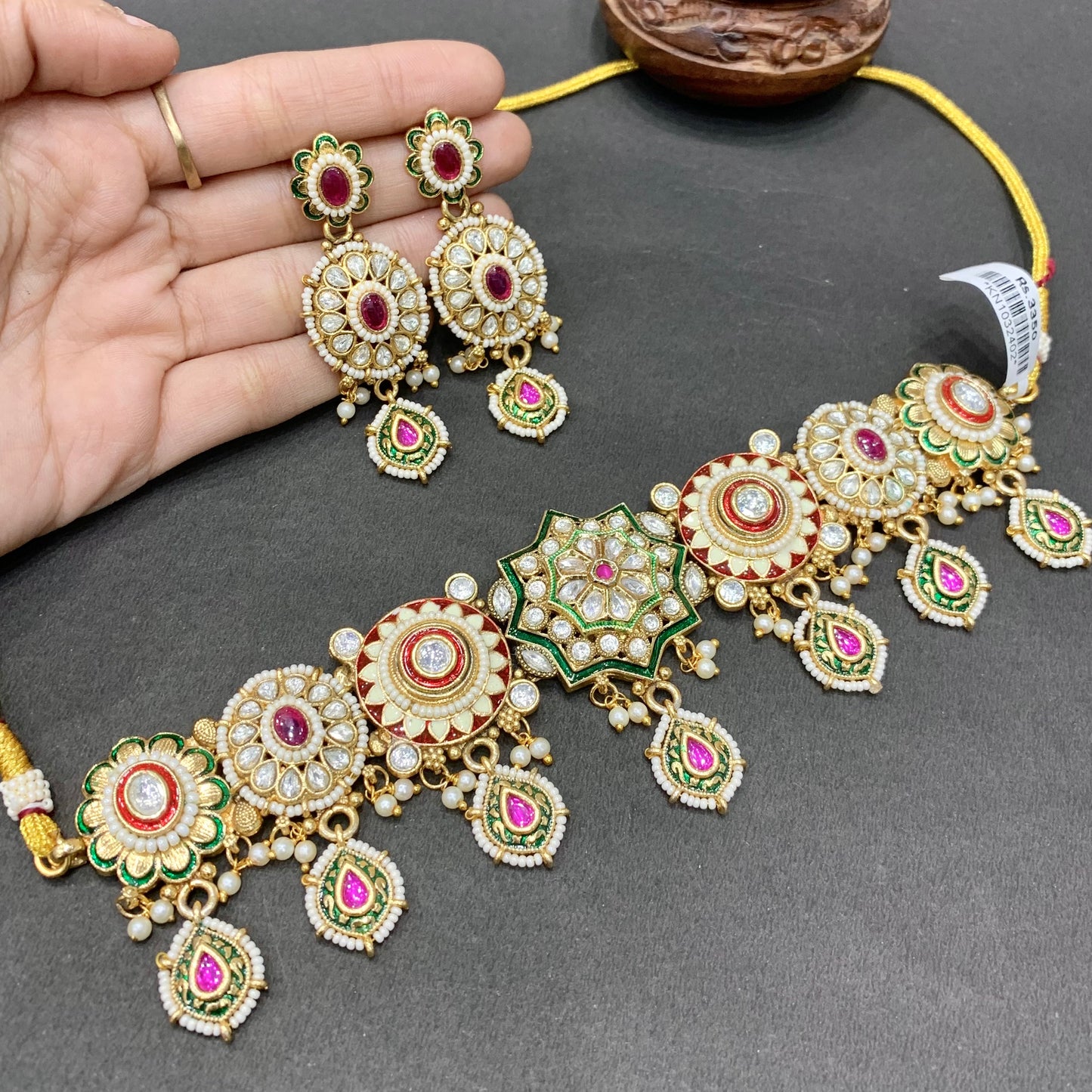 Kundan Necklace Set 355434