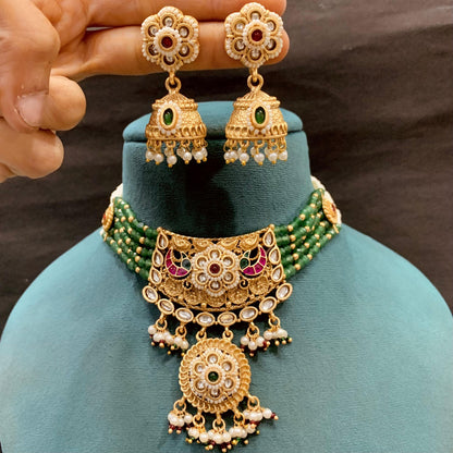 Antique Necklace Set 426626