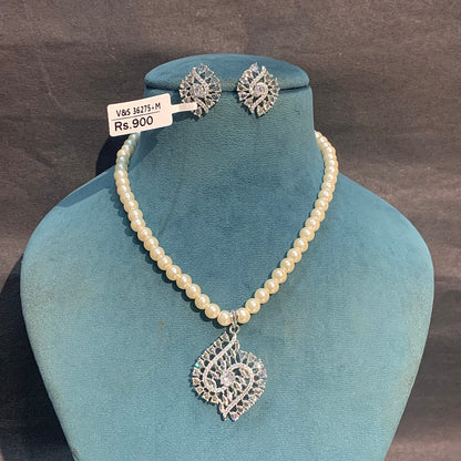 Zircon Pendant set 5567777