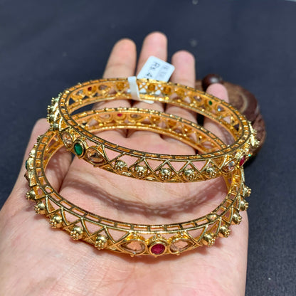 Antique Bangles 67845655