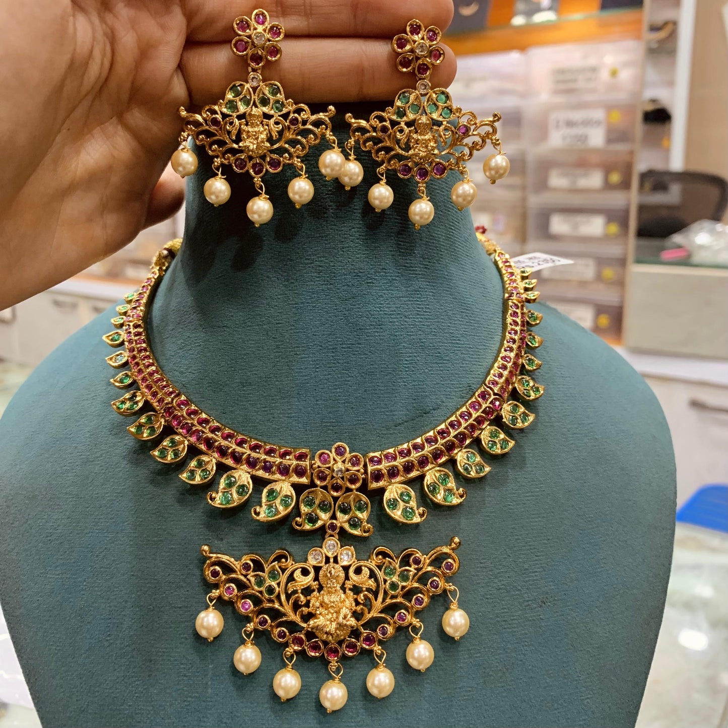 Jadau Necklace Set 63763
