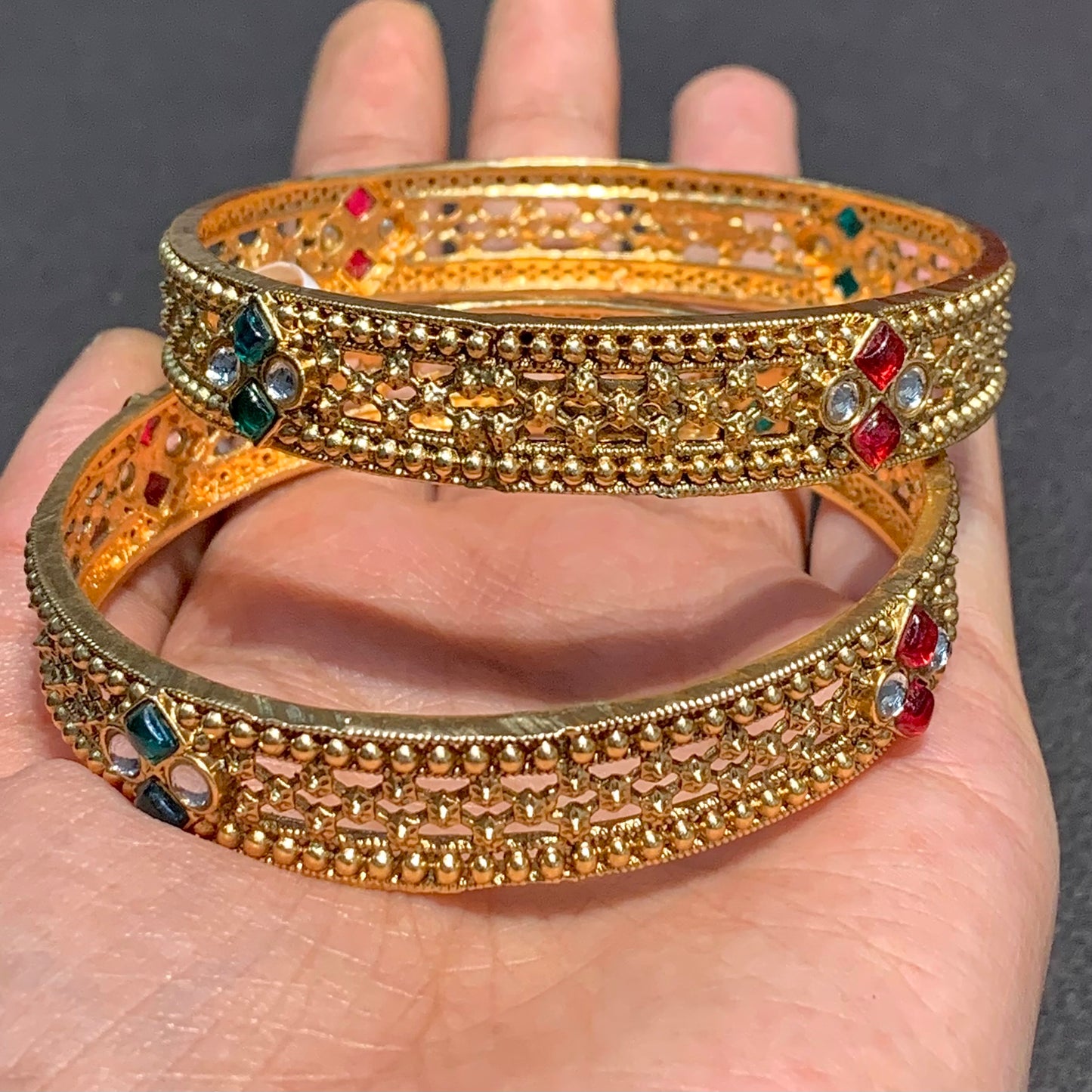 Antique Bangles 526626