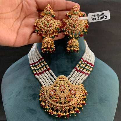 Jadau Necklaces 253667