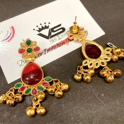 Antique earrings 8373