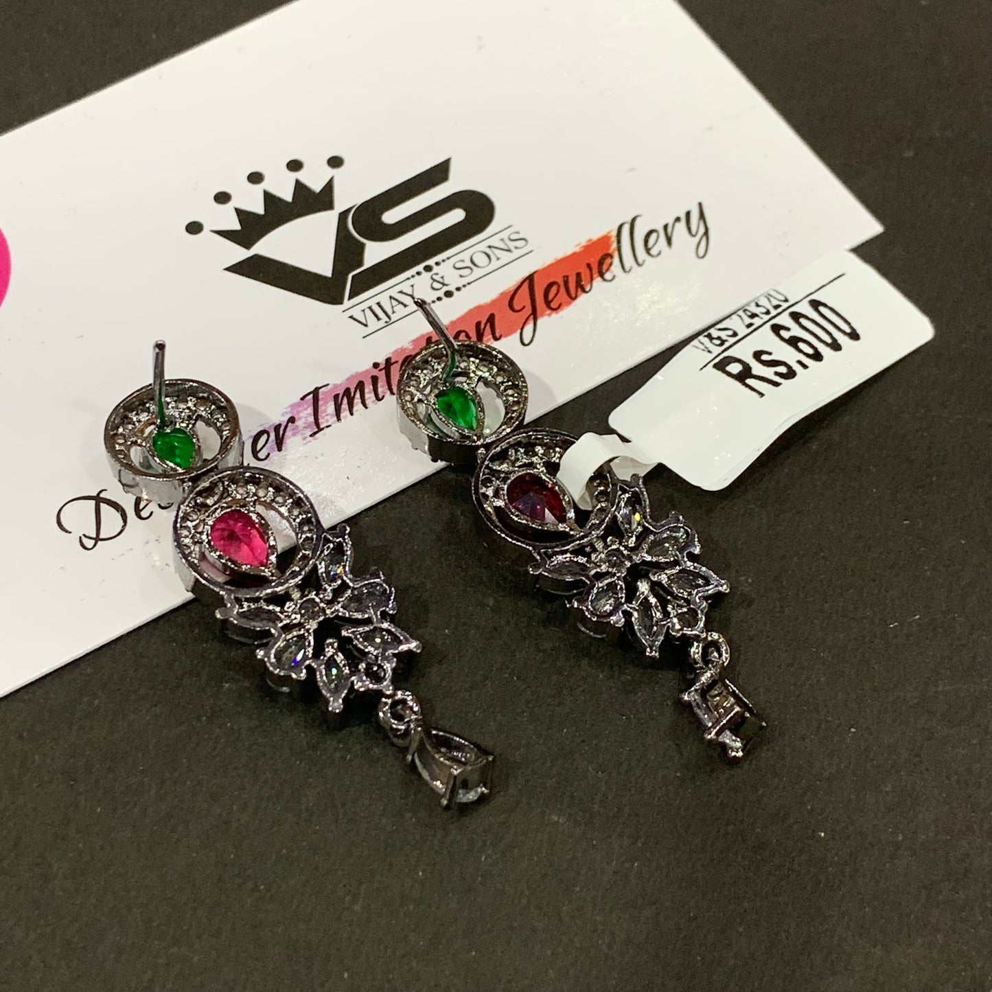 Zircon Earrings 478556