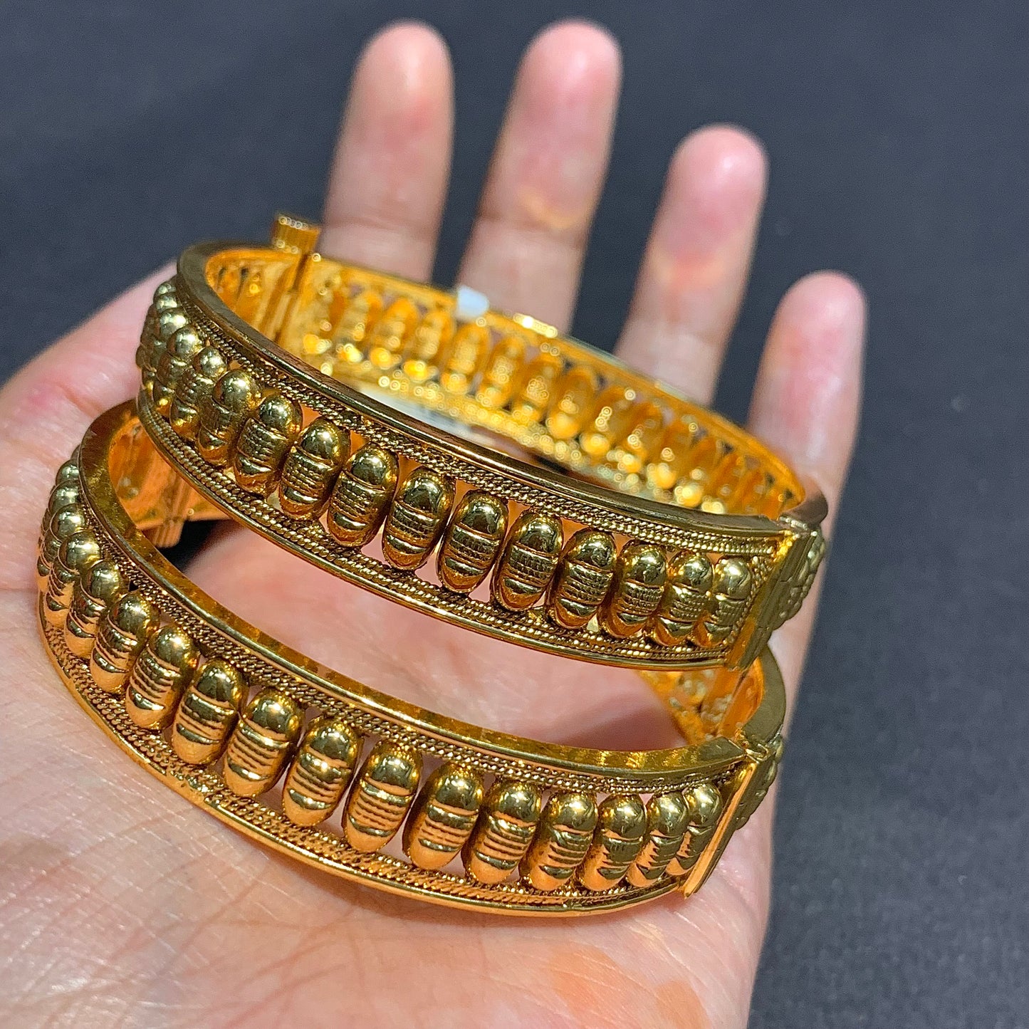 Antique Openable Bangles 577644