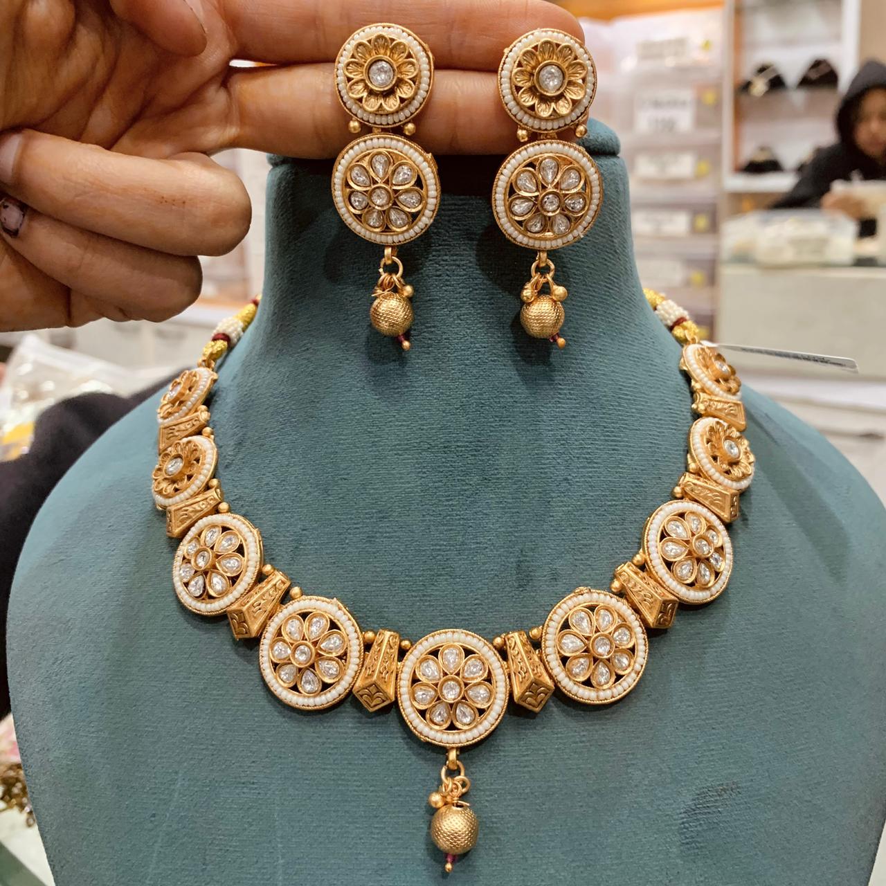 Kundan Necklace Sets 63763