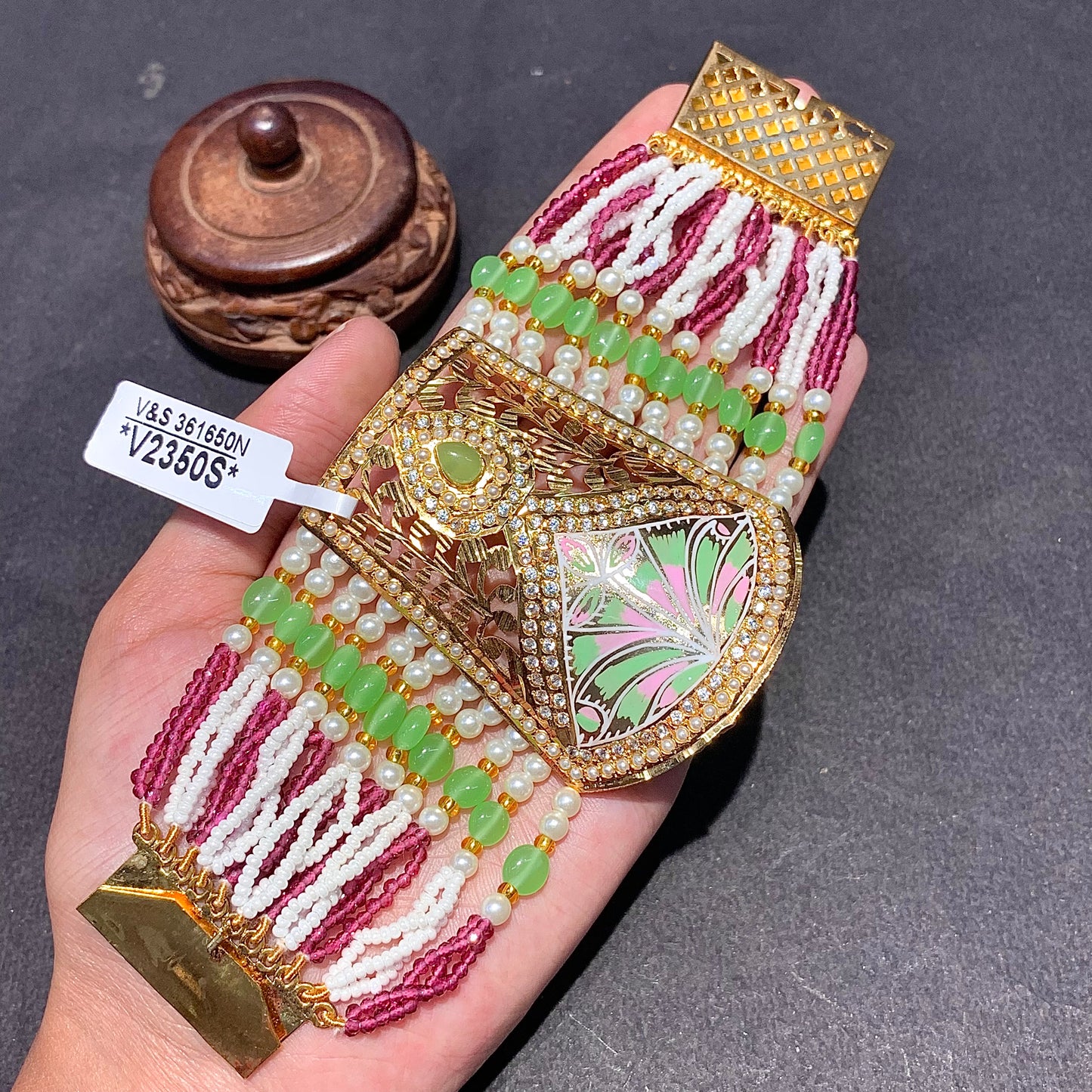 Jadau Bracelet 63902
