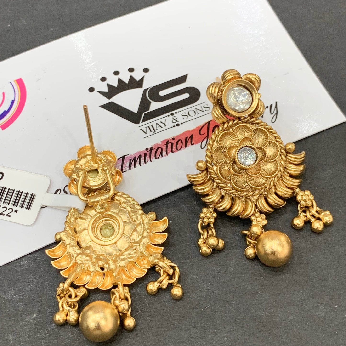 Antique earrings 4566