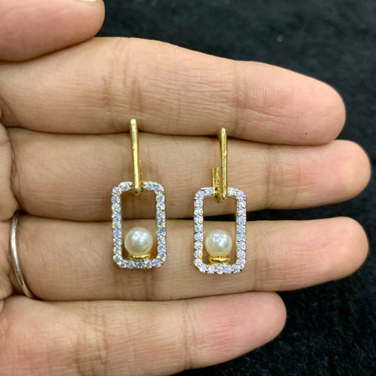 Zircon Earring 345445