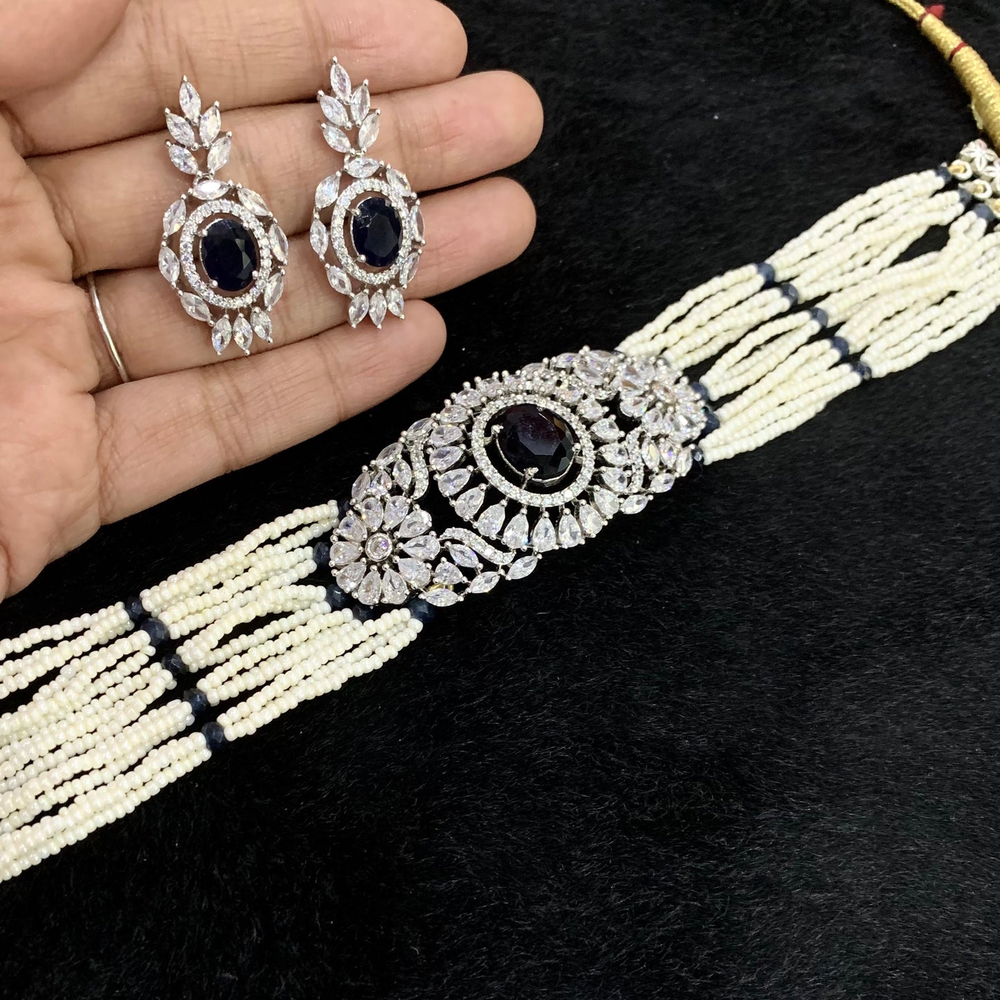 Diamond Necklace Set 1849019