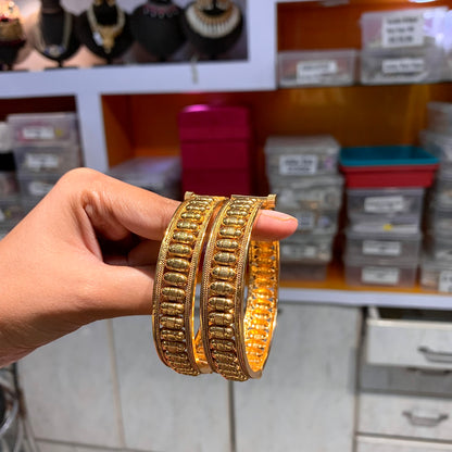 Antique Openable Bangles 577644