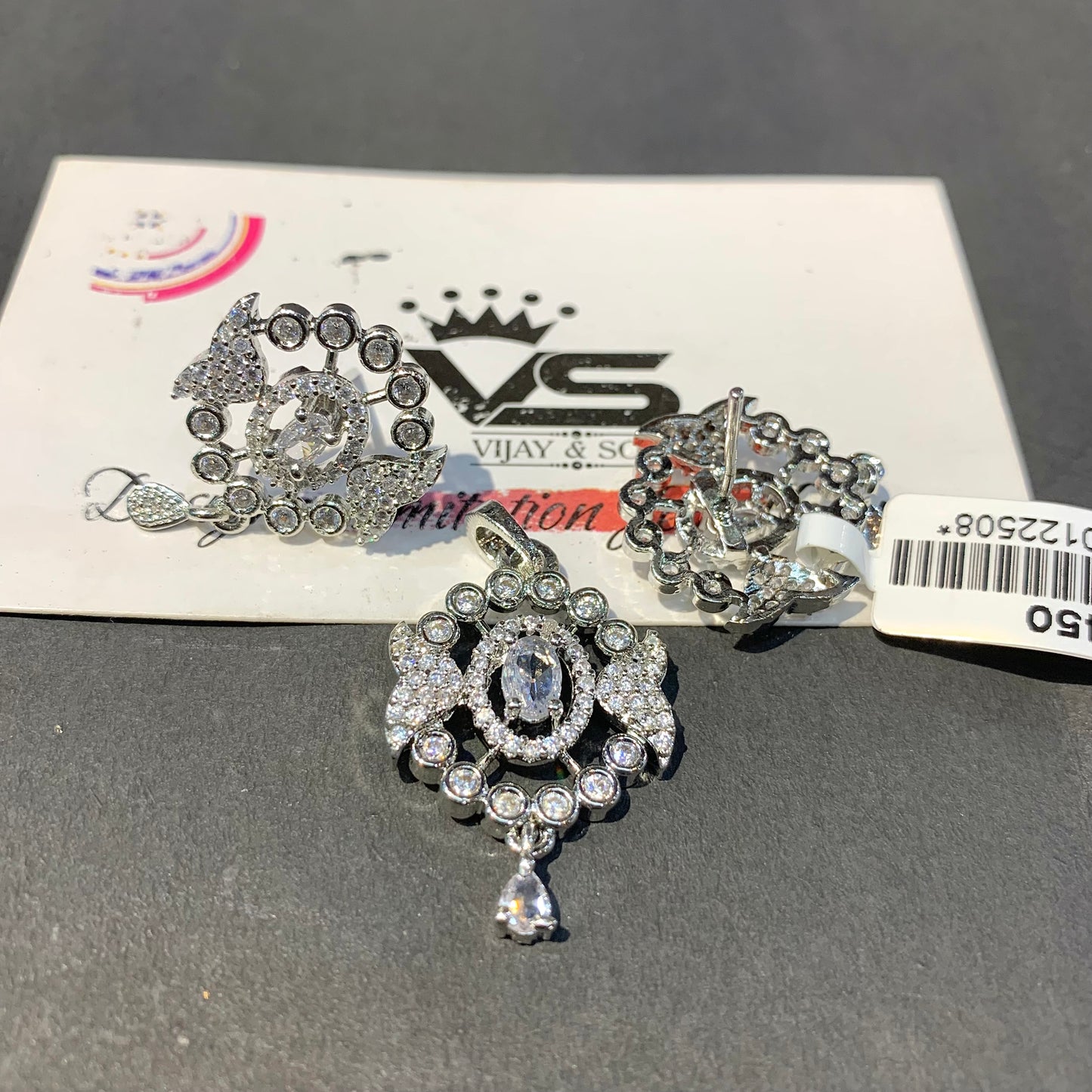 Zircon Pendant set 43257