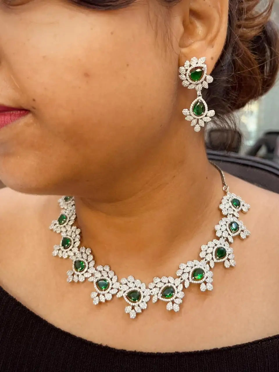 Diamond necklace set 358884