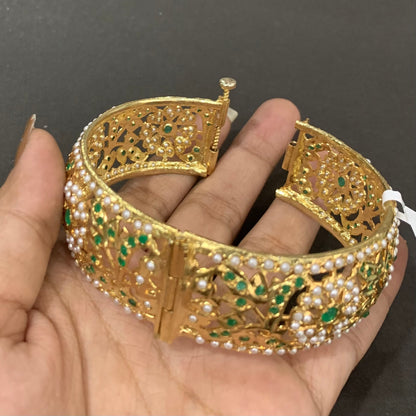 Openable Jadau Bangle 35753