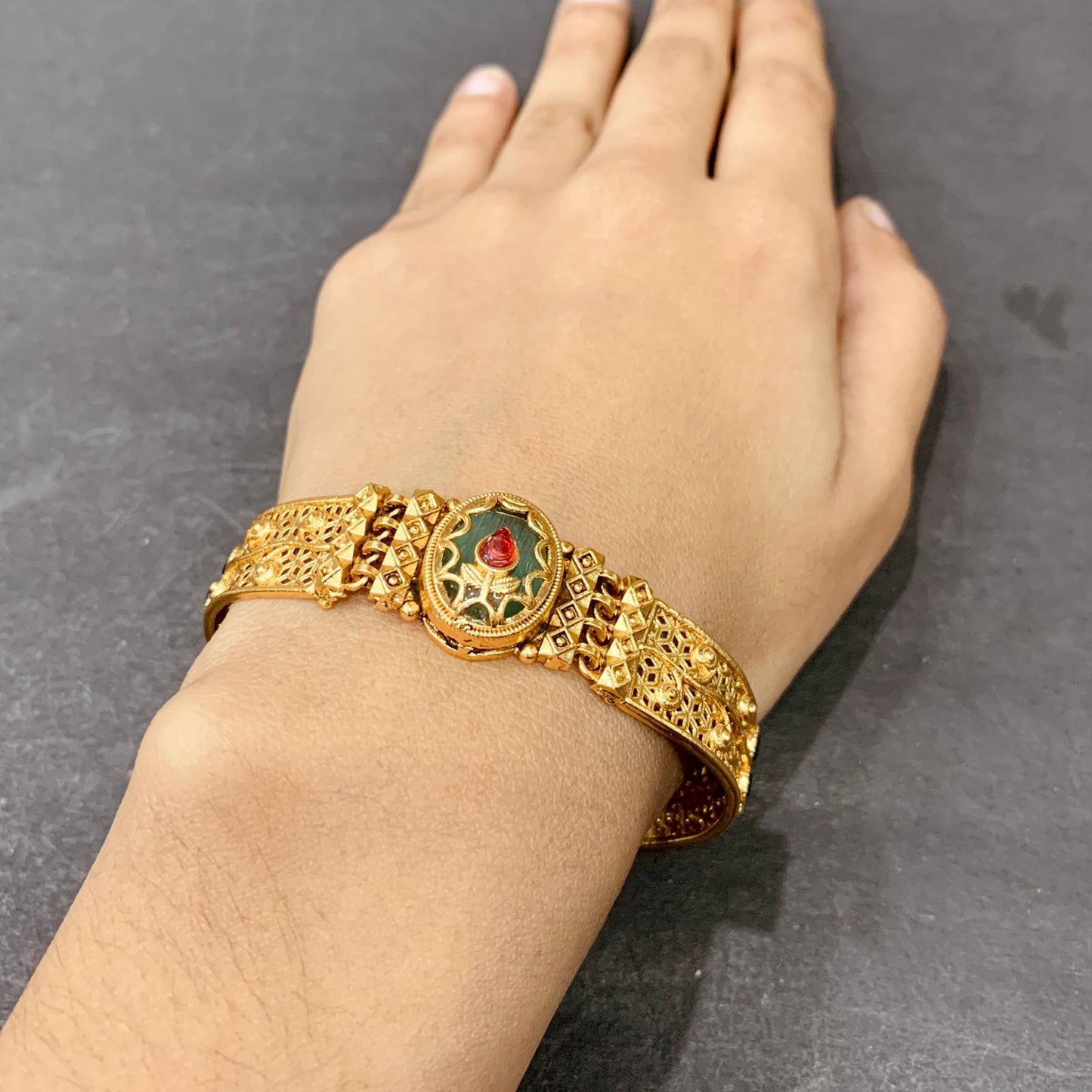 Antique Bracelet 53548