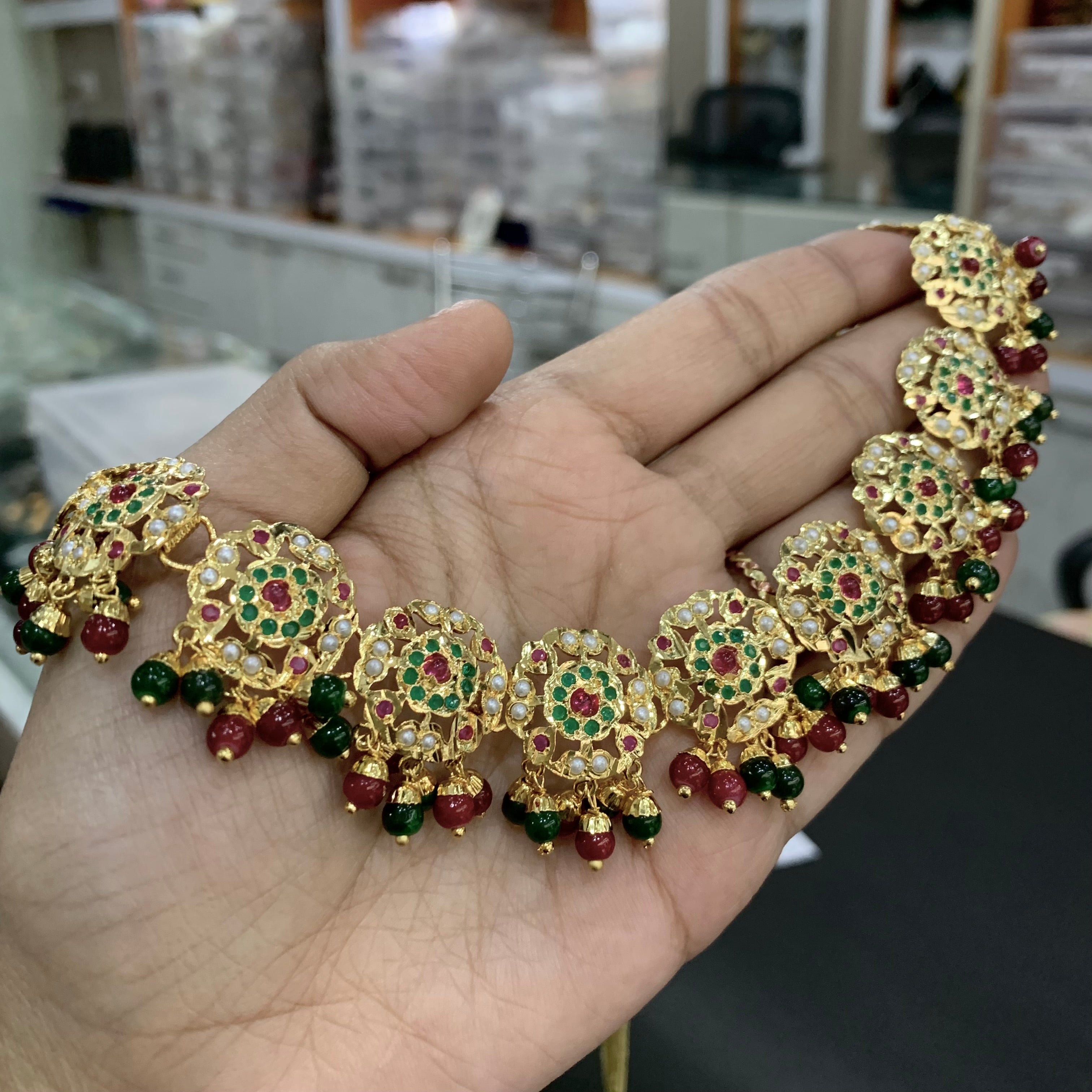 Jadau on sale jewellery gold