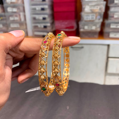 Antique Bangles 67845655