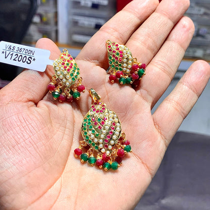Jadau Pendant Set 5466667