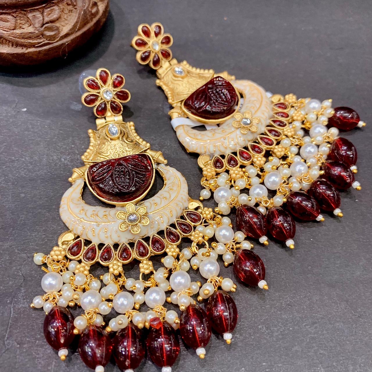 Antique earrings 46776