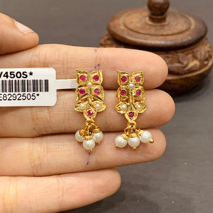 Jadau Earrings 526636